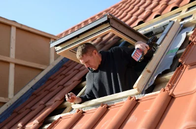 Pose de fenêtres de toit Velux à Richwiller